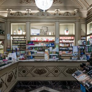 Farmacia Molteni